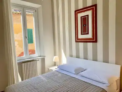 Regis Condo - 170