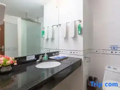 Fangzhou - 22