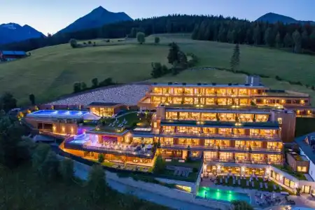 Tratterhof Mountain Sky - 13