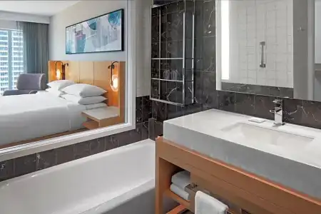 Deltas by Marriott Toronto - 43