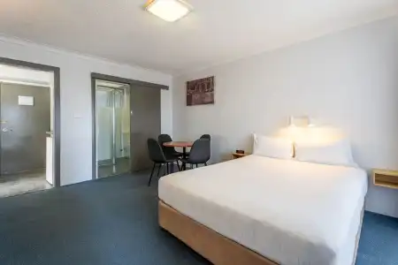 Port Aloha Motel - 72
