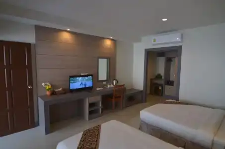 Nakara Long Beach Resort - 85