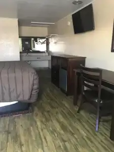 Memphis Inn - 3