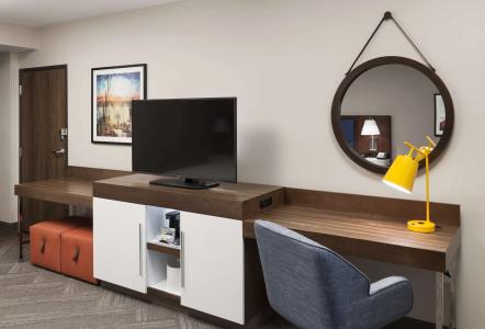 Hampton Inn and Suites by Hilton Phoenix Downtown - 18