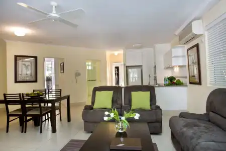 Noosa Tropicana - 11