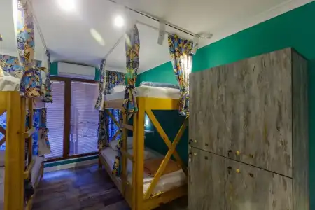Surf Hostel - 12