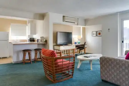 Oasis Waikiki - 98