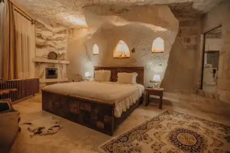 Serenus Cave Suites - 31