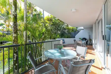 Noosa Tropicana - 214