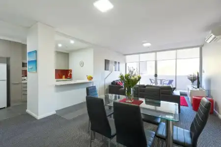 Astra Apartments Miller Street - 0