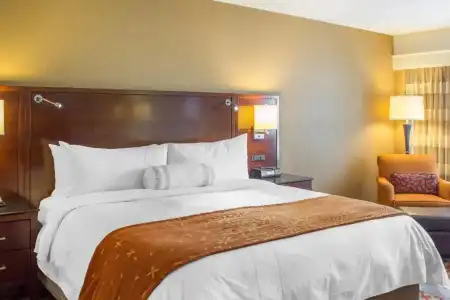 Marriott Louisville East - 21