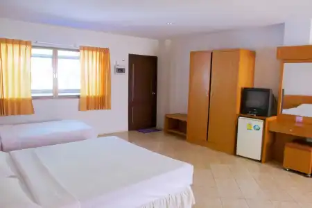 Sichang Shine Khao Resort - 23