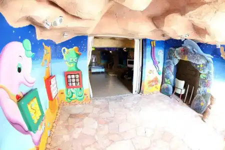 Dan Eilat - 17
