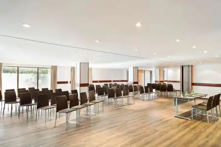 Best Western Premier CMC Girona - 22