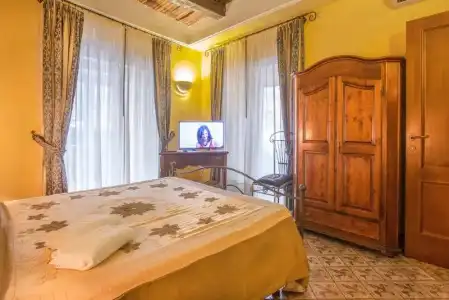 Alloggio dei Vassalli, In the Heart of the Historic Center - 26