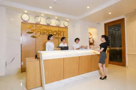 The Airport - 13