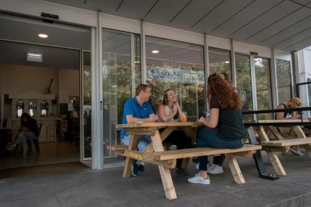Dutchies Hostel - 19