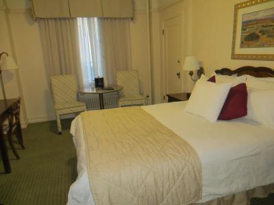 Funky Pool Side Cabana in Dtphx - 7