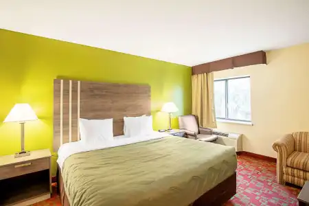 Quality Inn - 4