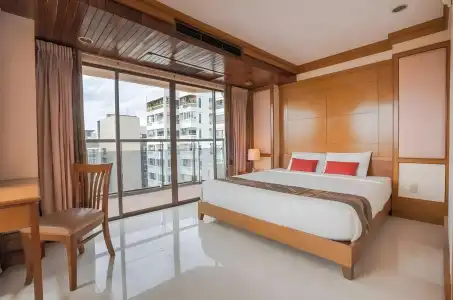 Mike Beach Resort Pattaya - 6