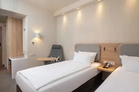 Holiday Inn Express Munich North by IHG - 25