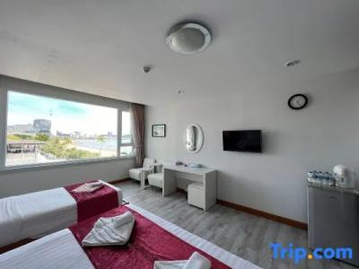 The Beach Front Resort Pattaya  - SHA Plus - 200