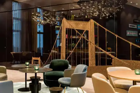 Motel One Köln-Altstadt - 7