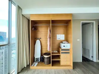 Urbana Sathorn - 108