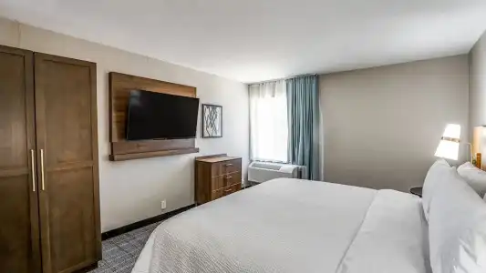 Ramada by Wyndham Dallas Love Field - 57