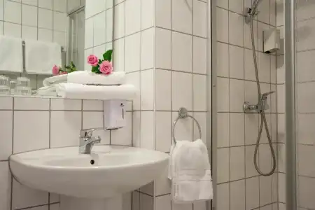 astral Inn Leipzig - 8