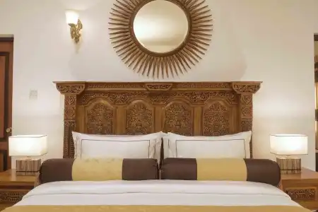 Eagle Regency Boutique - 9