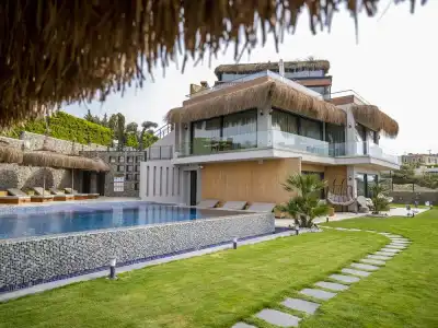 Cesme Sarezya Luxury Boutique - 4