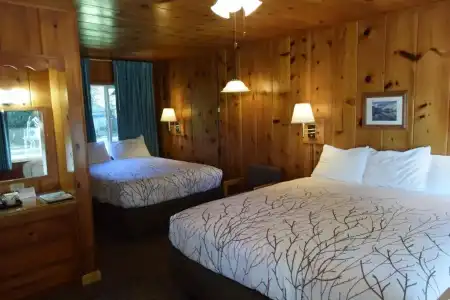 Park Motel and Cabins - 190