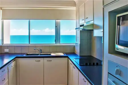 Cashelmara Beachfront Apartments - 25