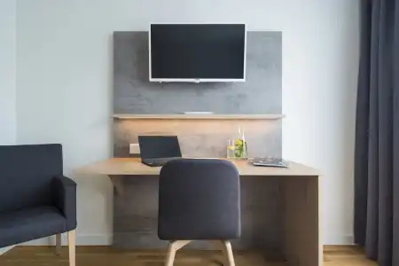 2Places Side - 22