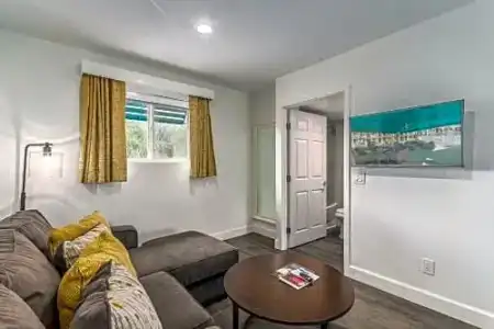 Hospitality Suite Resort - 38