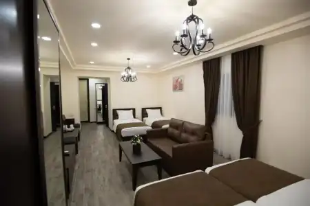 Boutique Living - 14