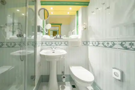 Rugard Thermal Strandhotel - 31