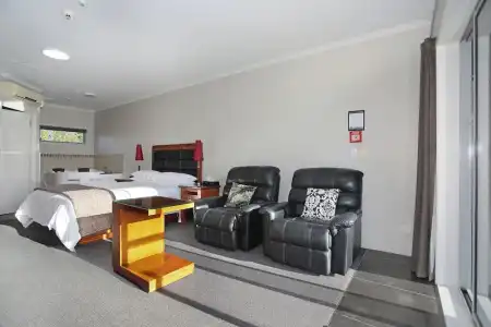 City Corporate Motor Inn - 61