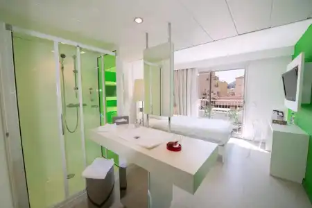ibis Styles Menton Centre - 59