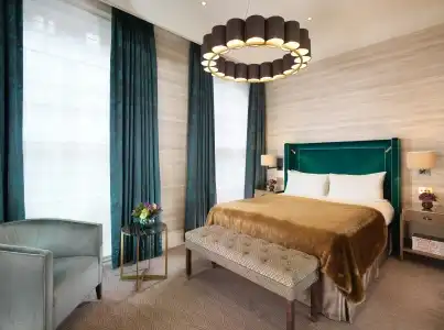 Flemings Mayfair - Small Luxury of the World - 6