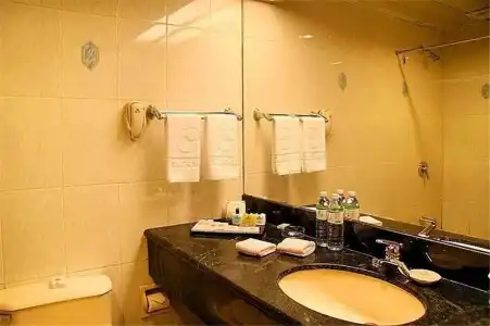 Kunming Green Land - 8