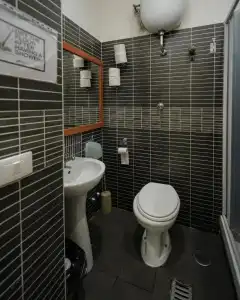 Los Mochileros Hostel - 12