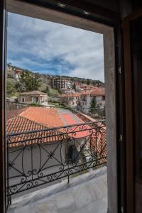 Arahova Inn - 38