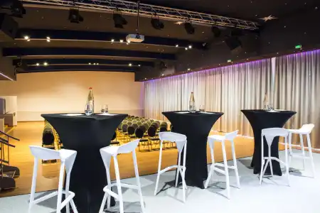 HÔTEL C Suites Chambres Spacieuses - 20