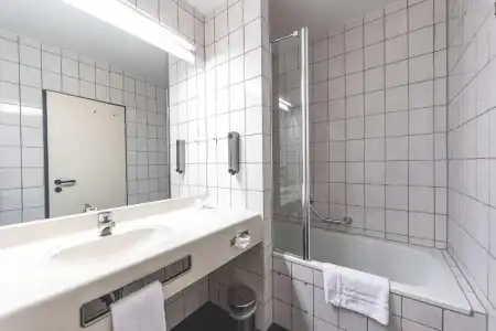 Plaza Inn Grevenbroich - 46