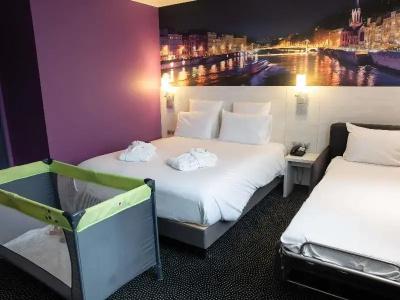 Mercure Lyon Centre Charpennes Parc de la Tete d'Or - 63