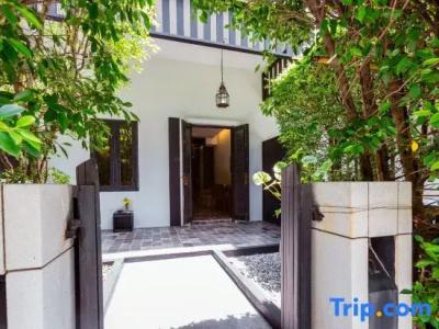 Aruntara Riverside Boutique - 105