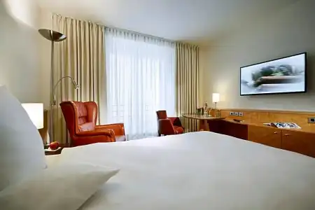 Lindner Dusseldorf Airport, part of JdV by Hyatt - 50