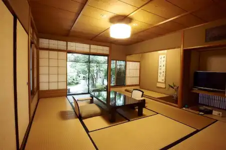 Yakakutei - 107